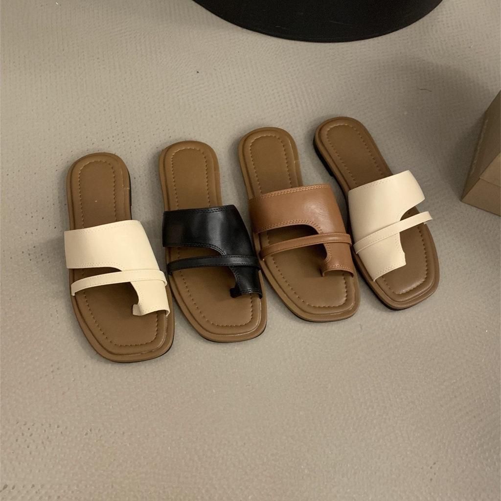 Korean Version of Retro Flat-bottomed Toe Slippers Women's Outer Wear 2025 Summer New Niche Fashion Commuter Open-toed Sandals