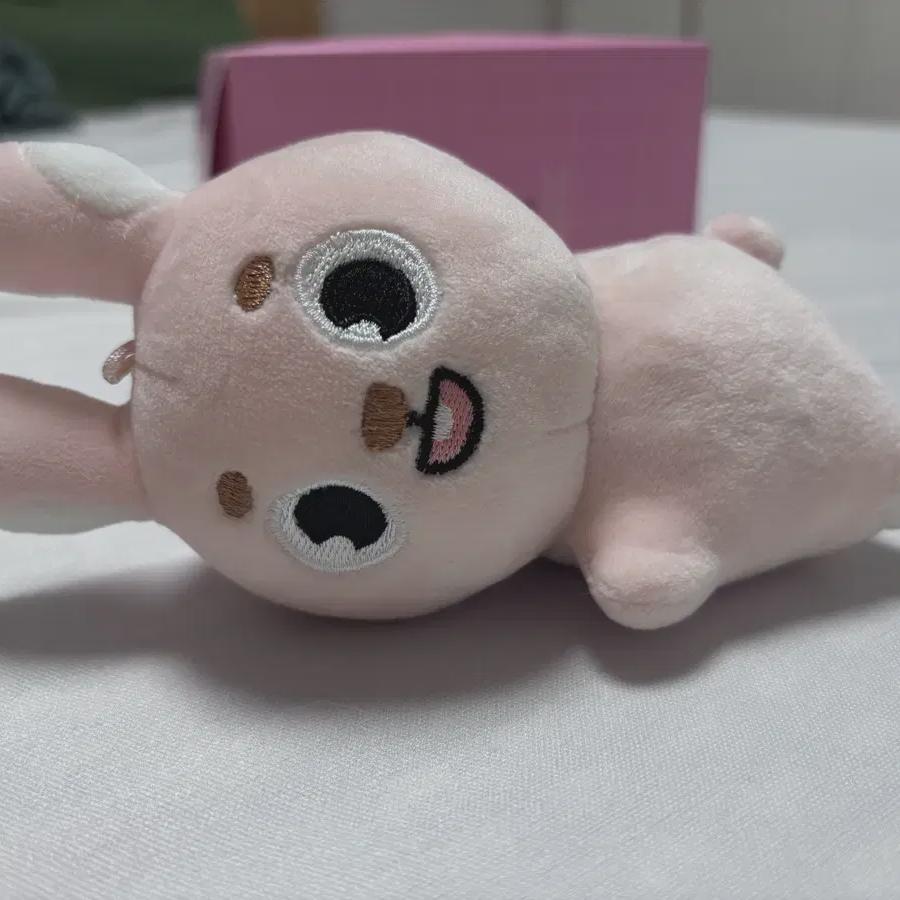 

DAY6 Denimals Грелка для рук Peel