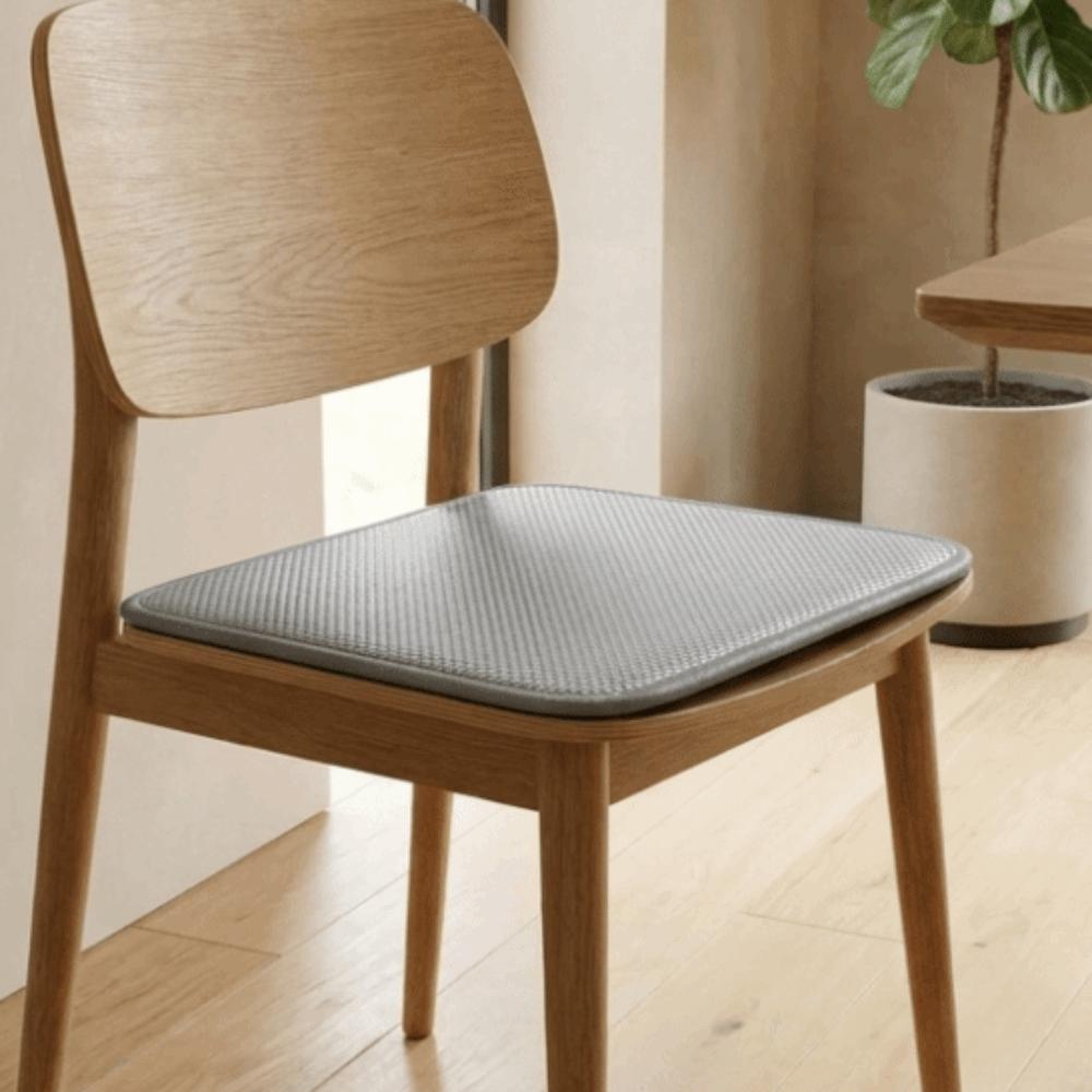Wear Resistant Ice Silk Seat Cushion Non-Slip Seat Pad Office Chair Cushion  Classroom Chair
