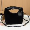 Fashionable Plush Messenger Bag Imitation Fur Women's Bag Autumn and Winter Retro Handbag Lady Plush Handbag Party 2024