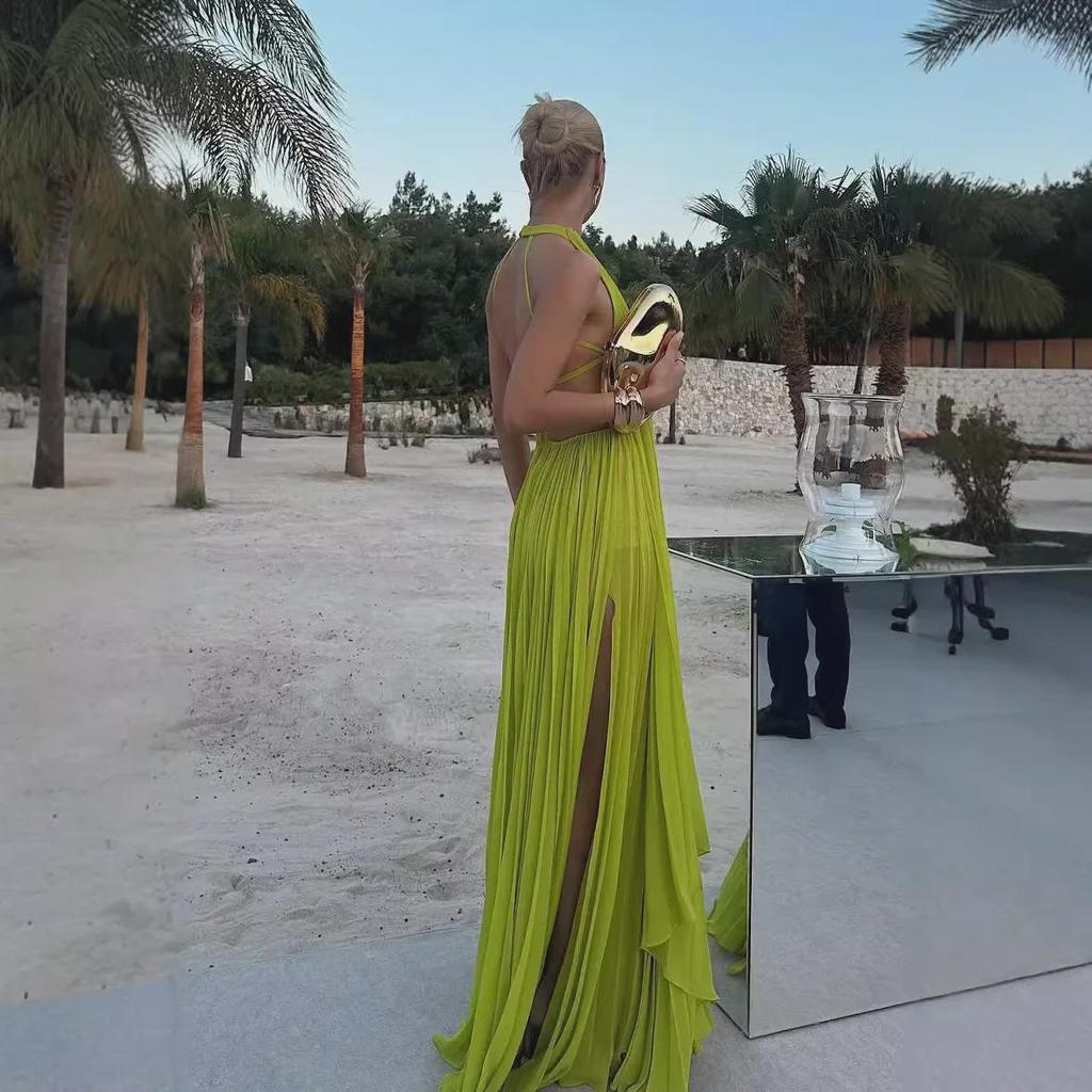 Sexy Sleeveless Backless Pleated Long Skirt Suit for Women