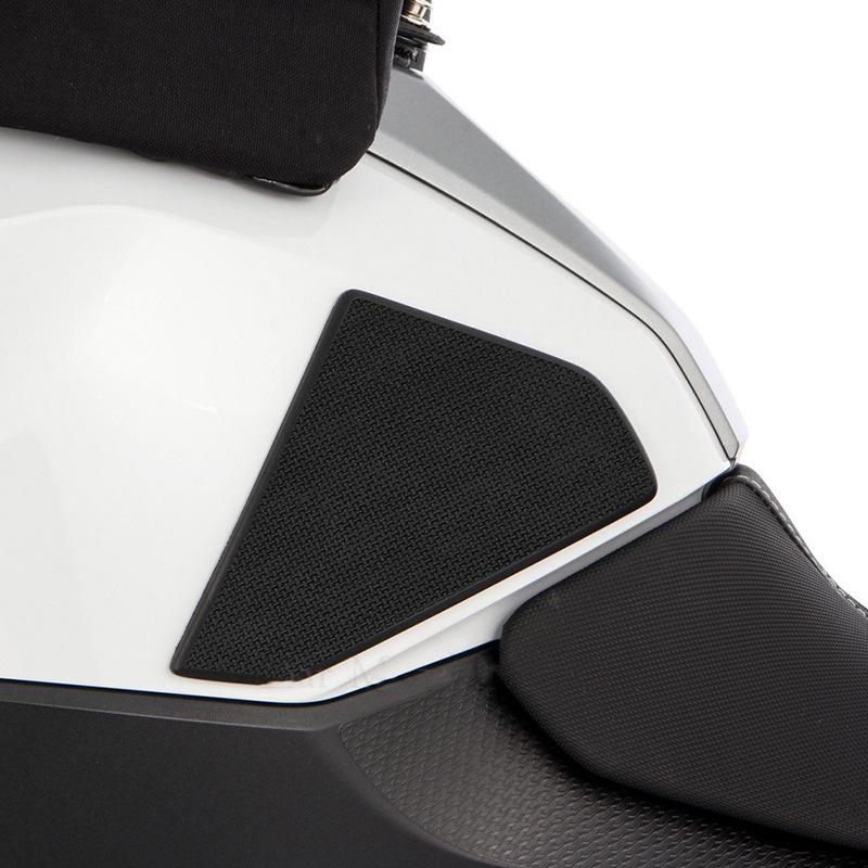 BMW F900XR Tank Protection & Heat Insulation Sticker Pad