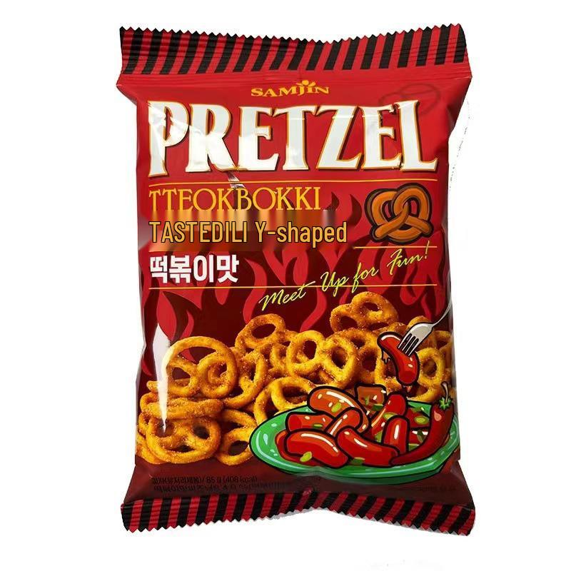 Korean Snacks: Wasabi Cheese Rice Cake & Mini Pretzel Biscuits 70g