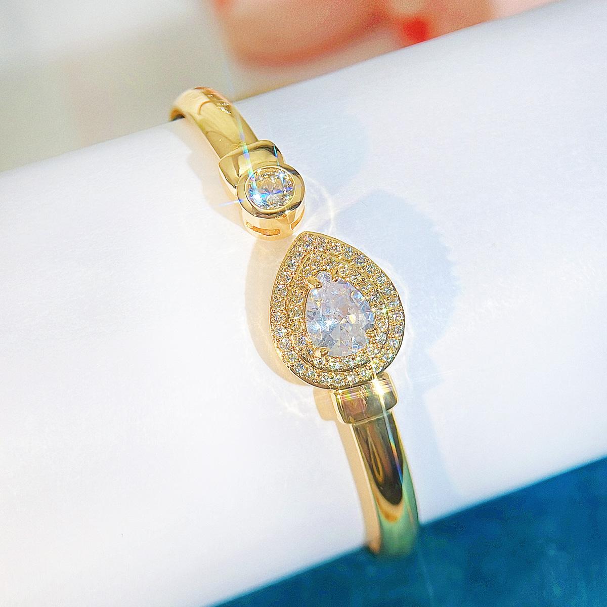 

CMM высококачественный европейский элегантный изумрудный цвет капля воды циркон открывающийся регулируемый браслет золотой женский универсальный ювелирные аксессуары золотой