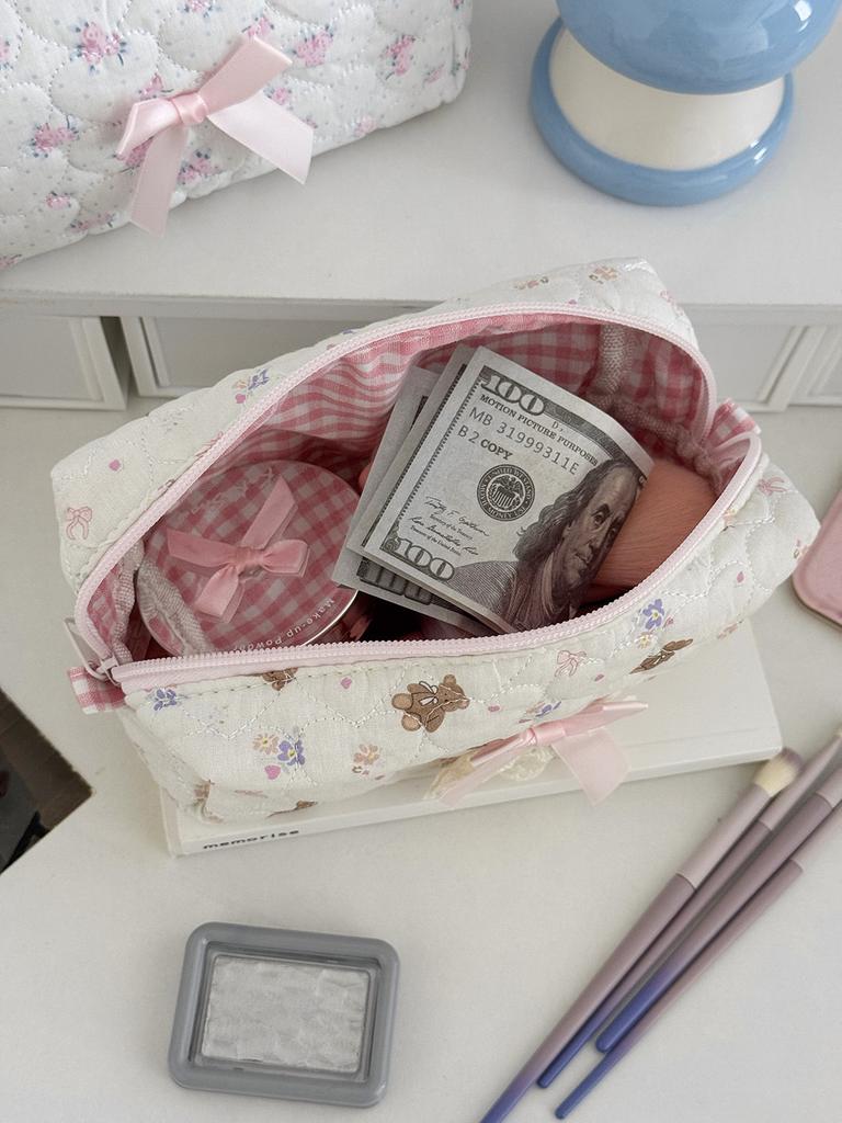 Ins Kleiner Bär Süßes Mädchen Kosmetiktasche Hohe Schönheit Kleine Blumen Kosmetiktasche Frau Reise Kosmetik Organizer Schüler Federmäppchen