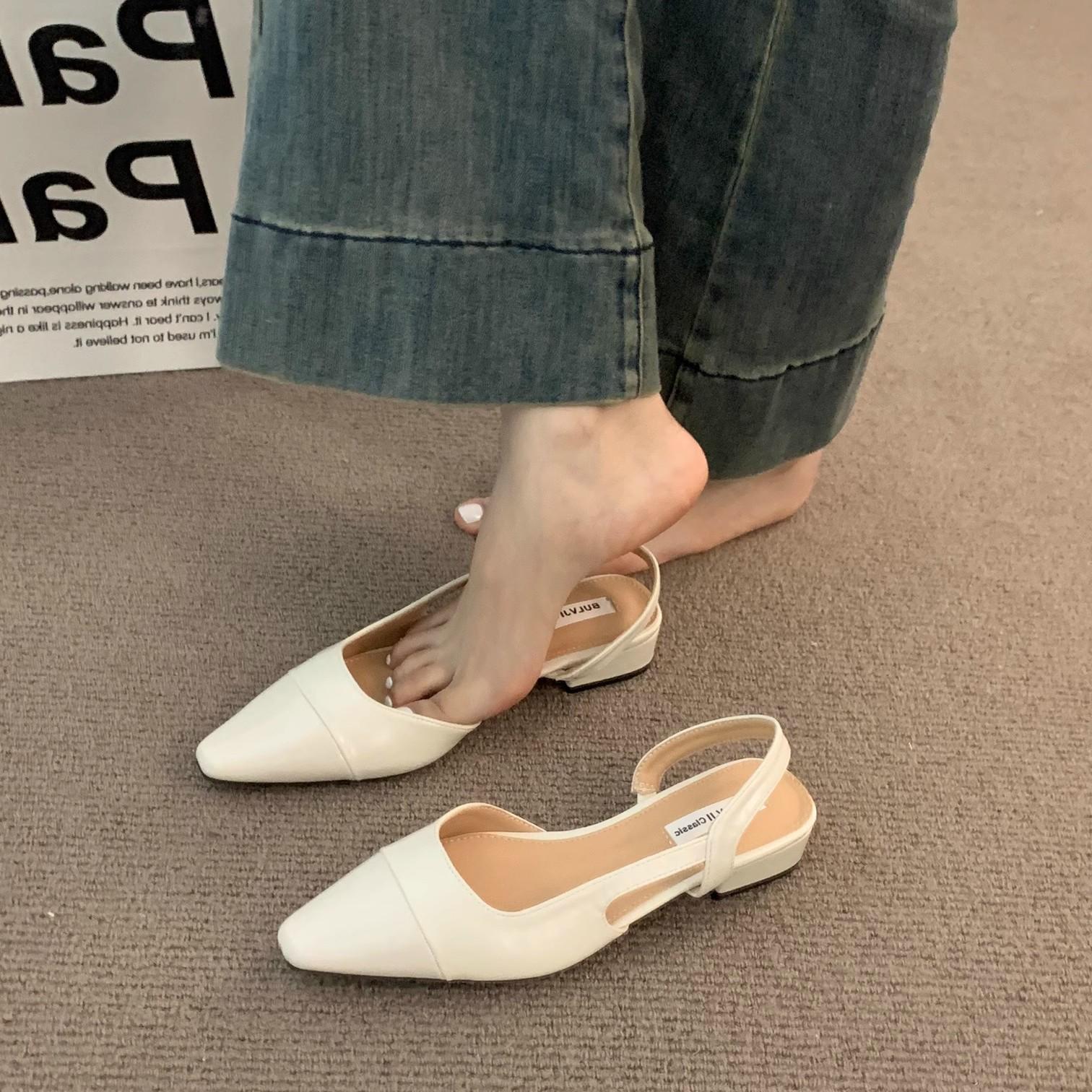 

Женские нюдовые босоножки с острым носком на массивном низком каблуке - Французский шик, вечерний стиль 38