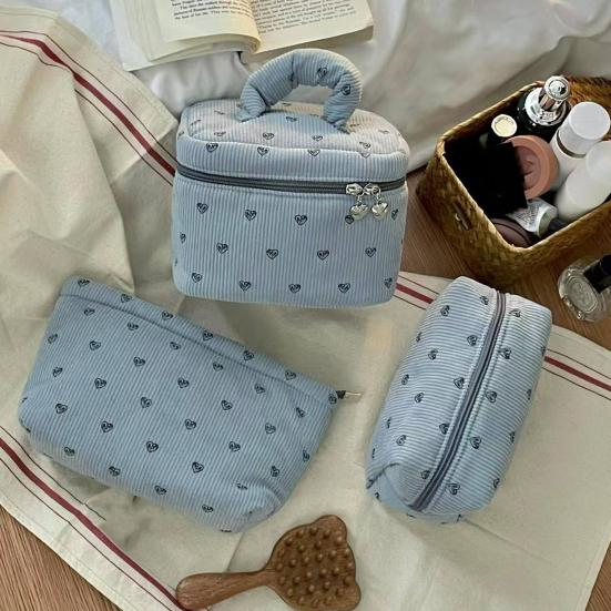 Corduroy Makeup Bag with Heart Pattern Portable Travel Cosmetic Bag Zipper Makeup Pouch Toiletry Organizer Purse for Women Girls