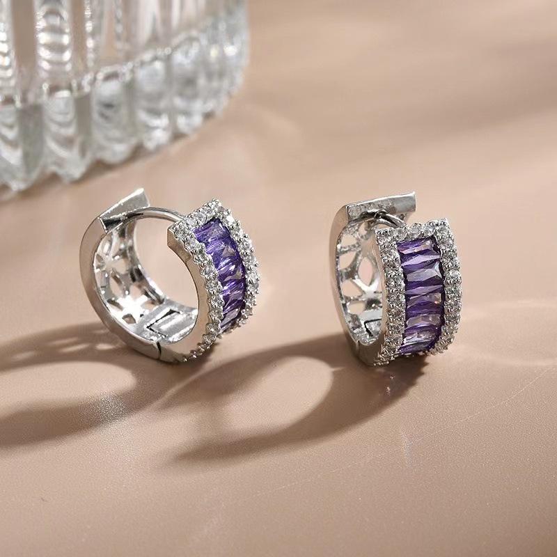 Retro French Colorful Diamond Hollow Hoops: Versatile High-End Design Socialite Earrings for Women