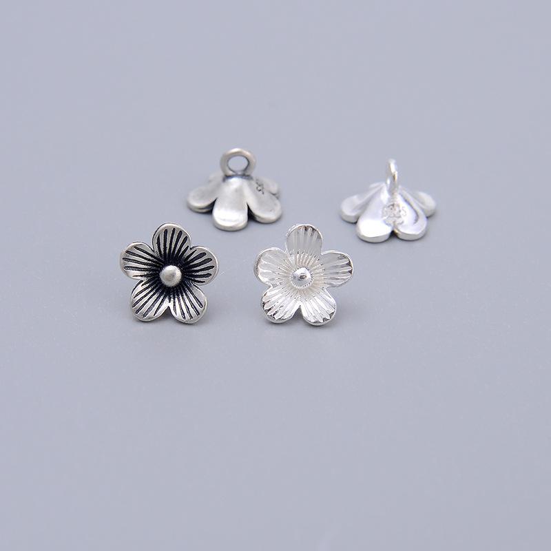 S925 Sterling Silver Vintage Thai Five-Petal Flower Pendant DIY Beaded Bracelet Accessory.