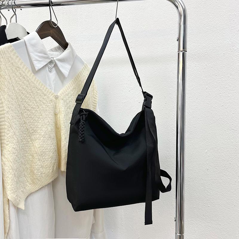 Fashion Commuter Large Capacity Shoulder Tote Bag Autumn New Sports Light Casual Messenger Bag Bag