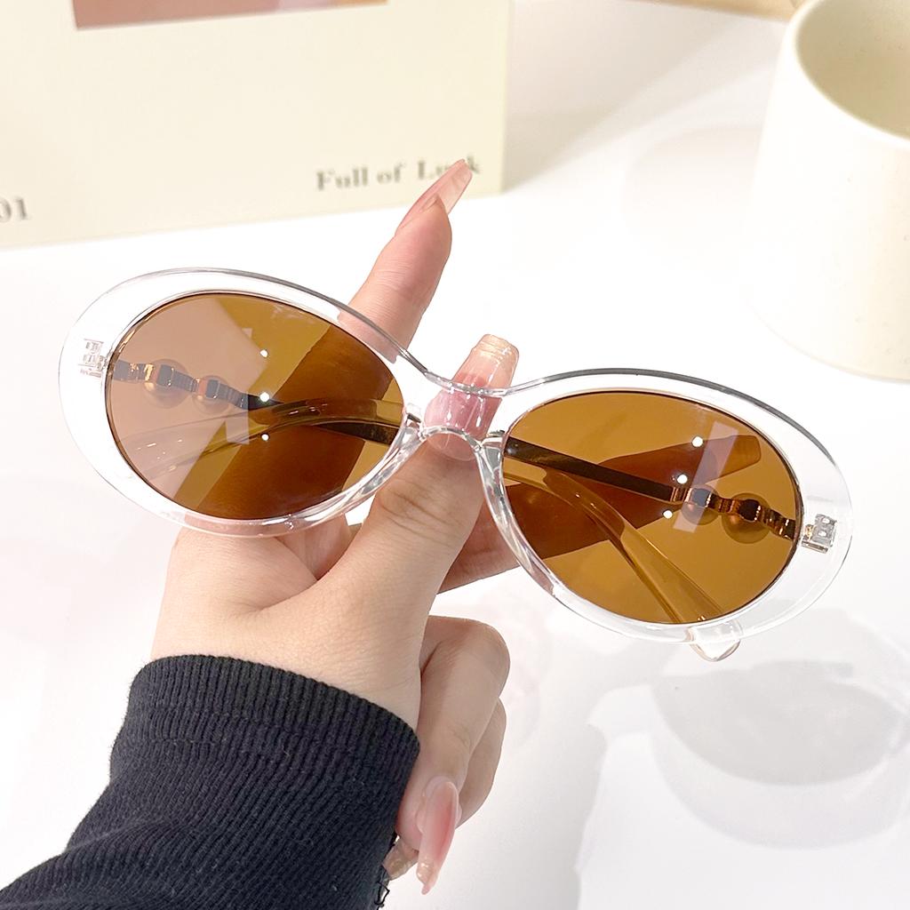 Retro Oval Frame Faux Pearl Fashion Glasses For Men And Women Luxury Glasses Perfect For Parties Photoshoots & Casual Wear