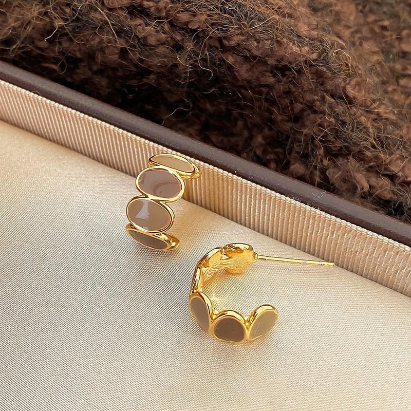 Metal Irregular Earrings European and American Retro Temperament Versatile Earrings Earrings