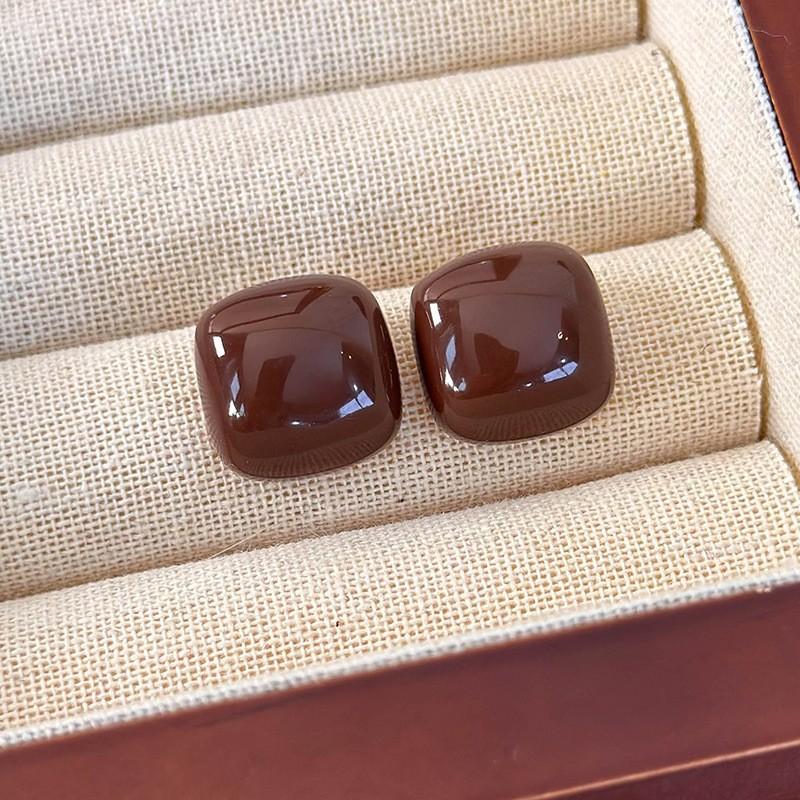 

Популярные квадратные серьги с жемчугом для женщин, с легкой роскошью, высококлассным темпераментом и атмосферными серьгами