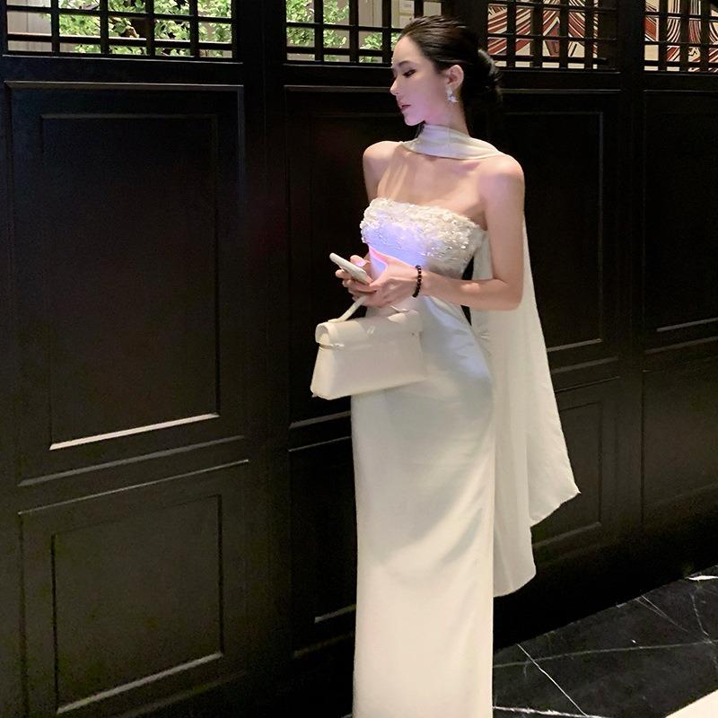 White One-word Shoulder Tube Top Dress Women's Senior Sense Socialite Evening Dress Heavy Industry Sequined Satin Sense Hip Wrap Dress