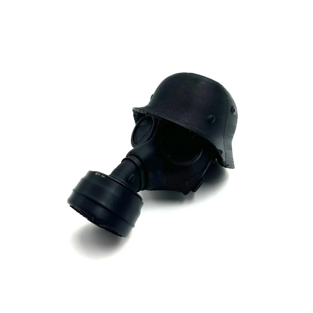 Funny Trailer Hitch Cover - Creative Helmet & Gas Mask Design, Universal Dust Cap For Coupling Protection