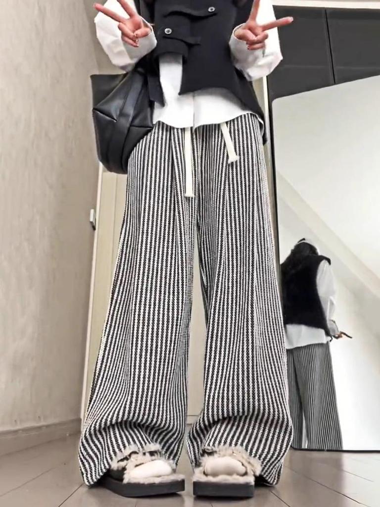 Striped Woolen Drawstring Wide-Leg Pants for Women – High Waist Black & White, Petite 150, XS, Autumn/Winter Casual.