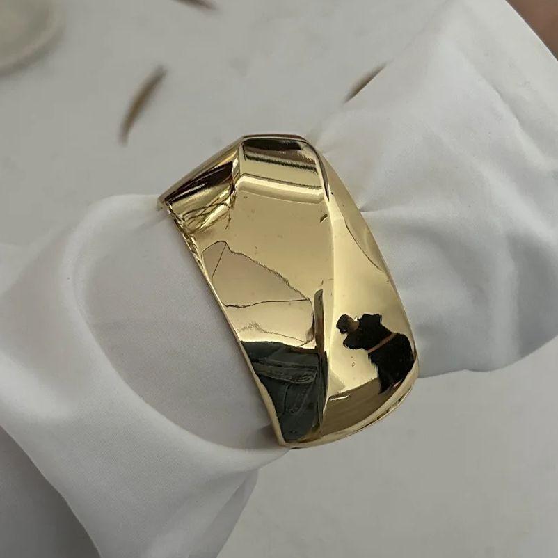 DIEZI 3 Style Punk Gold Color Metal Wide Bangles For Women Men Vintage Fashion Silver Color Geometric Spring Bracelets Jewelry