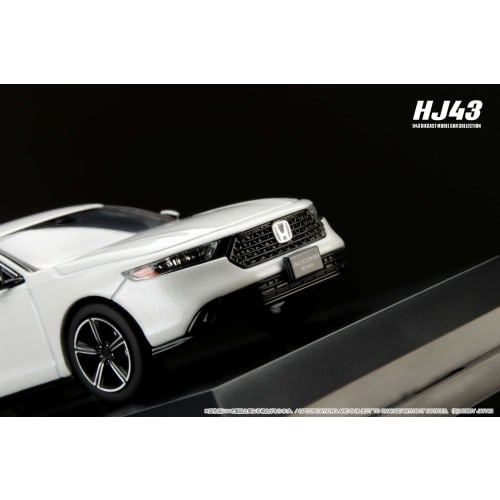 HJ43 1/43 Honda Accord Platinum White Pearl Finished Product