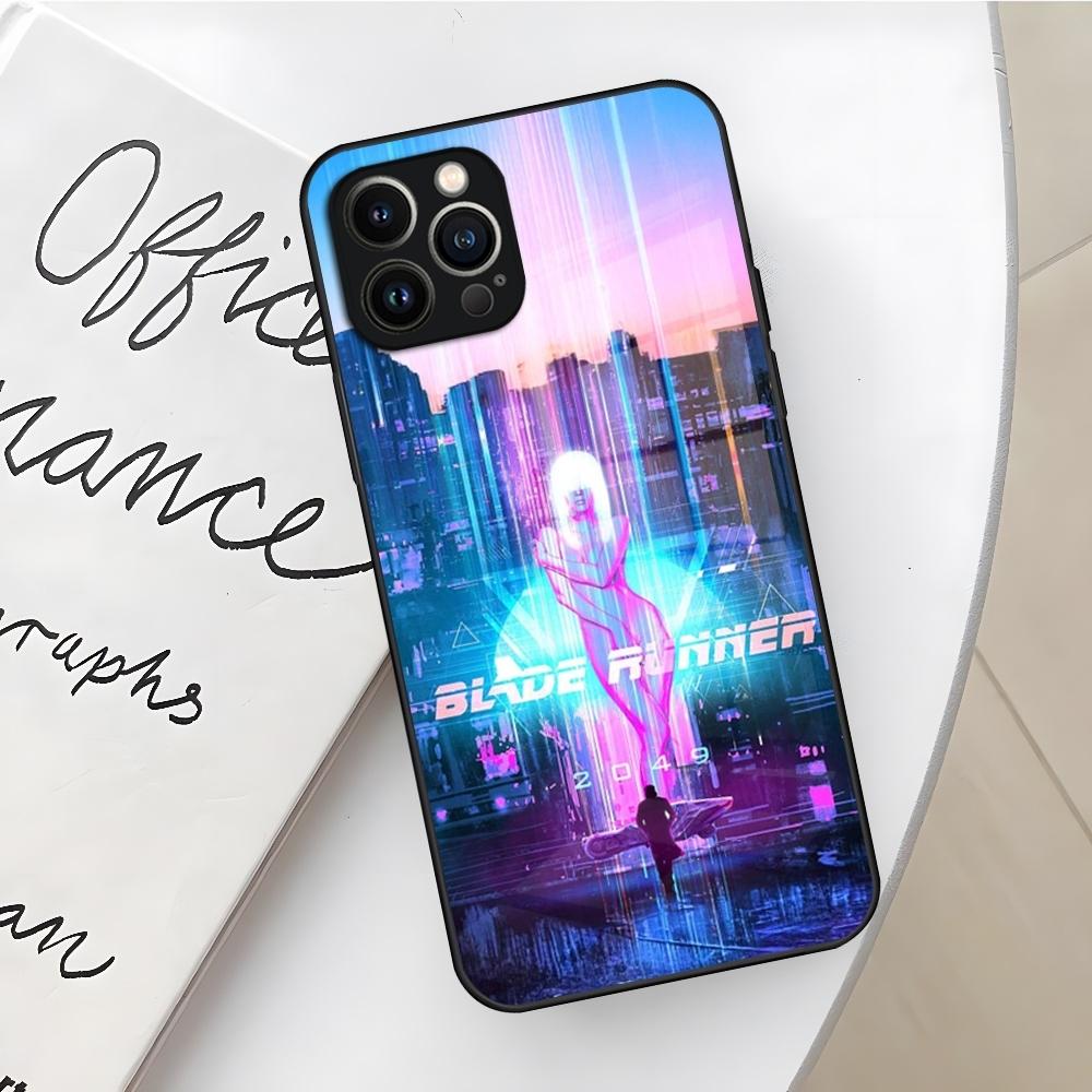Blade Runner 2049 American Phone Case for Iphone 17 16 Air 15 14 12 11 13 Pro Max Mini X Xr Xs Se Puls glass Cover