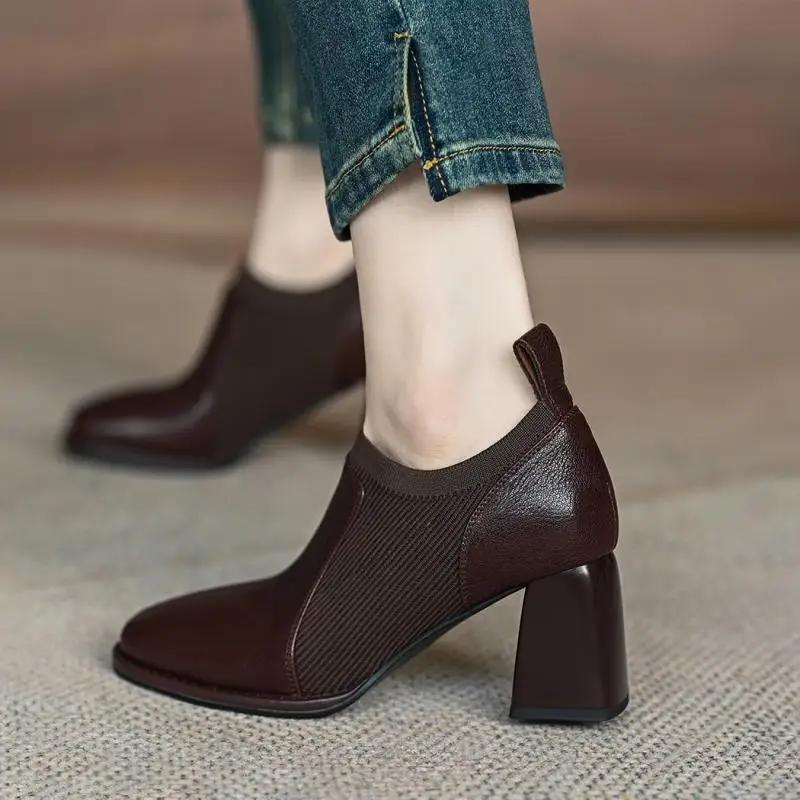 Fashion Brown retro short boots for women, fashionable and comfortable commuting, 2024 spring and autumn winter new coarse single shoes