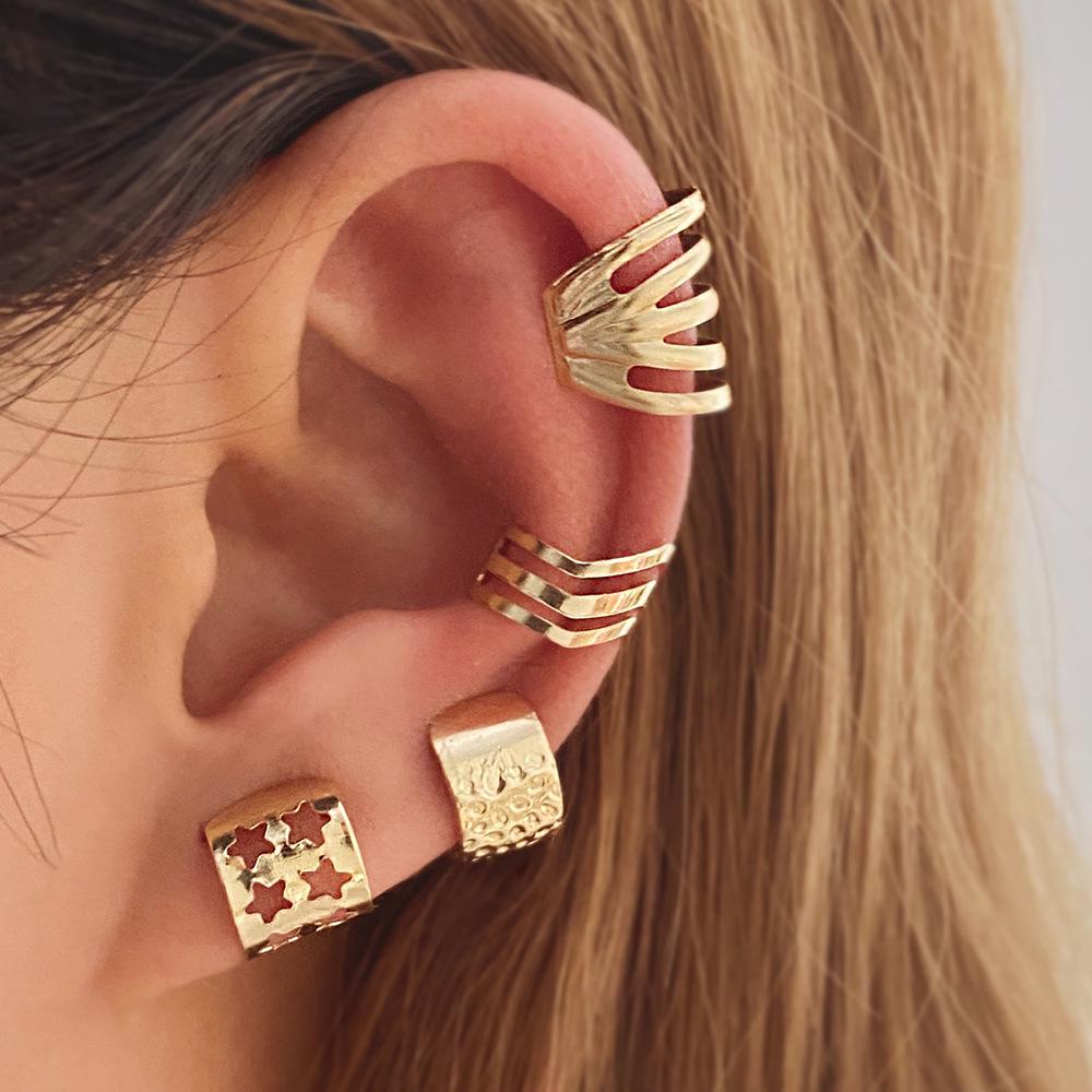 Women's Ear Cuff Set No Piercing Ear Wrap Ear Climber Gold Plated Huggie Hoop Earrings Geometric Hollow Out Statement Ear Jewelry Gift