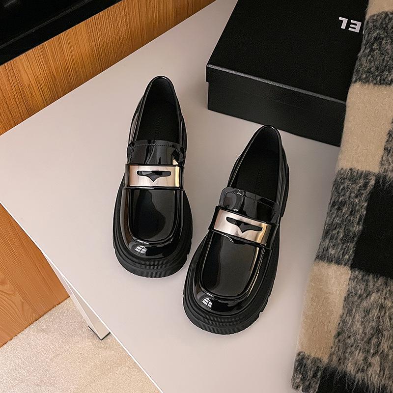 

Кожаные одинарные туфли Starlight Workshop с металлической пряжкой - Колледжский стиль с увеличением роста 38 чёрный