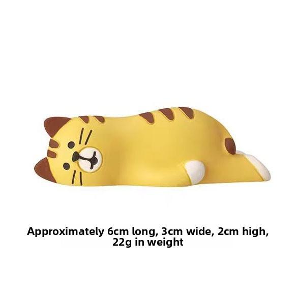 

Resin Art Toy With Cute Cat And Penguin Characters For Home Decor Style R