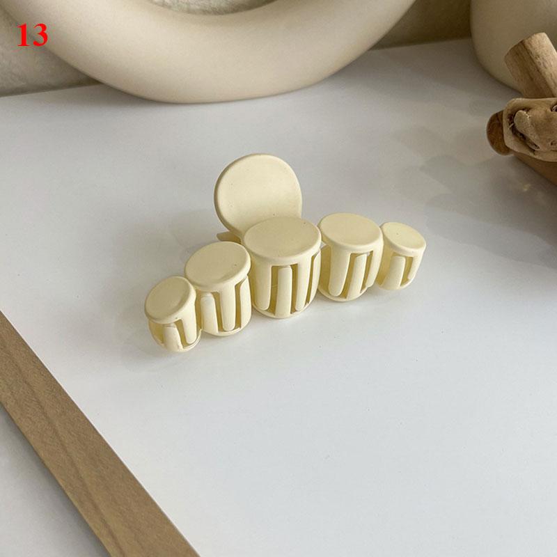 

Популярная заколка для волос кофейного, черного, бежевого цвета, матовые большие заколки для волос в форме краба, акриловые заколки для волос, геометрическая заколка в виде акулы 13