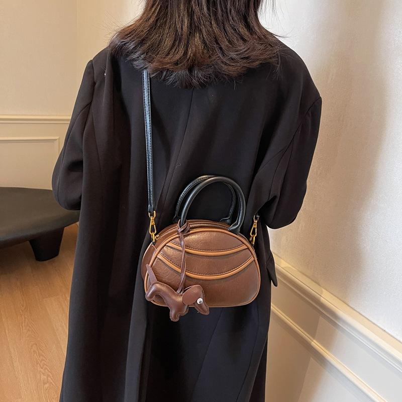 

Autumn texture hand bag women s 2025 new fashion retro contrasting color bowling bag high-end messenger bag 20*9*15