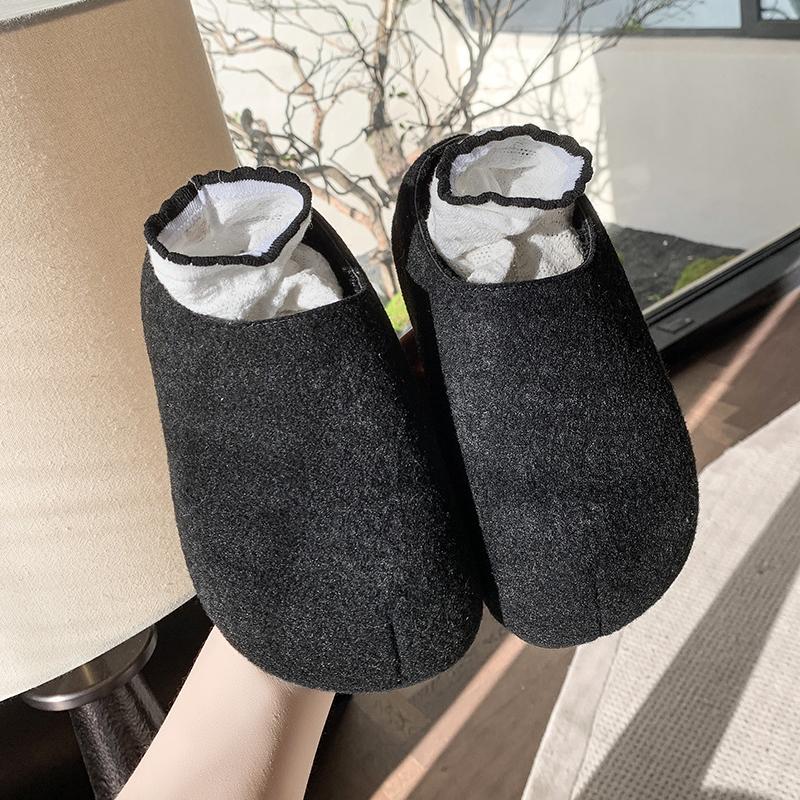 Fashion New Suede Leather Slippers Women Round Toe Flat Slides Outdoors Casual Mules Shoes Women Comfort Thick Sole Half Slippers Woman
