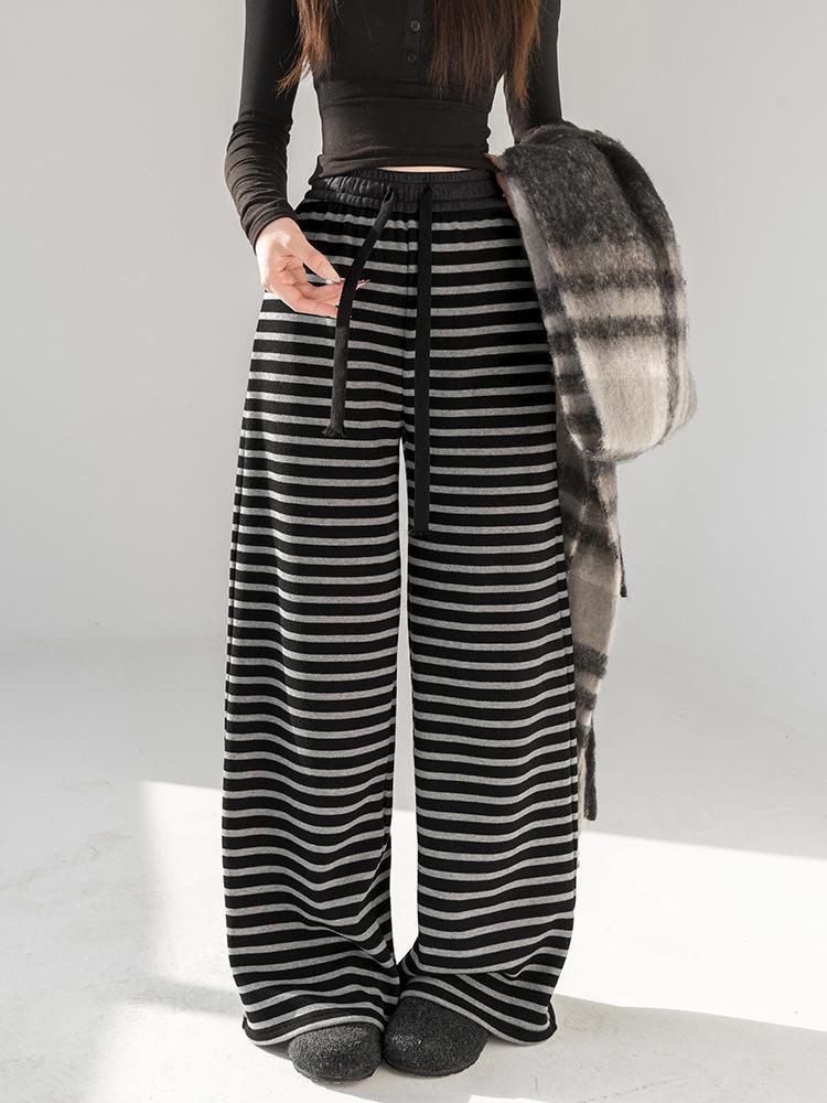 2025 Winter High-Waisted Coffee Striped Plush Pants for Petite Women: Loose, Wide-Leg, Straight-Leg Style.
