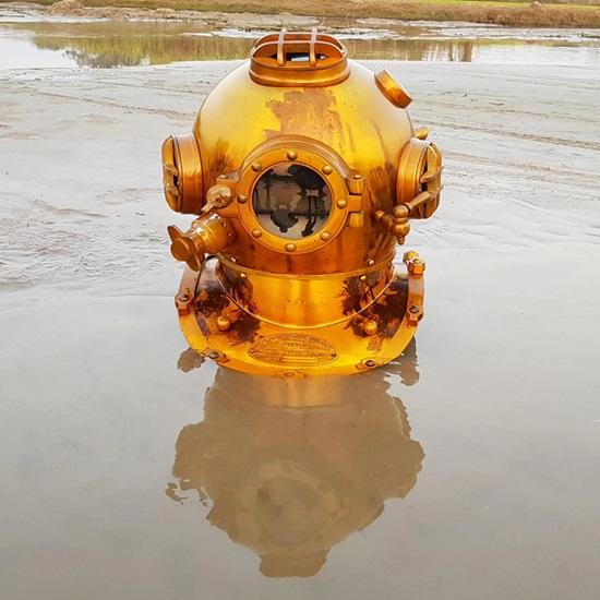 45.72 cm Scuba Diving Helmet Mark V Deep Diving divers Helmet Sea Nautical Helmet