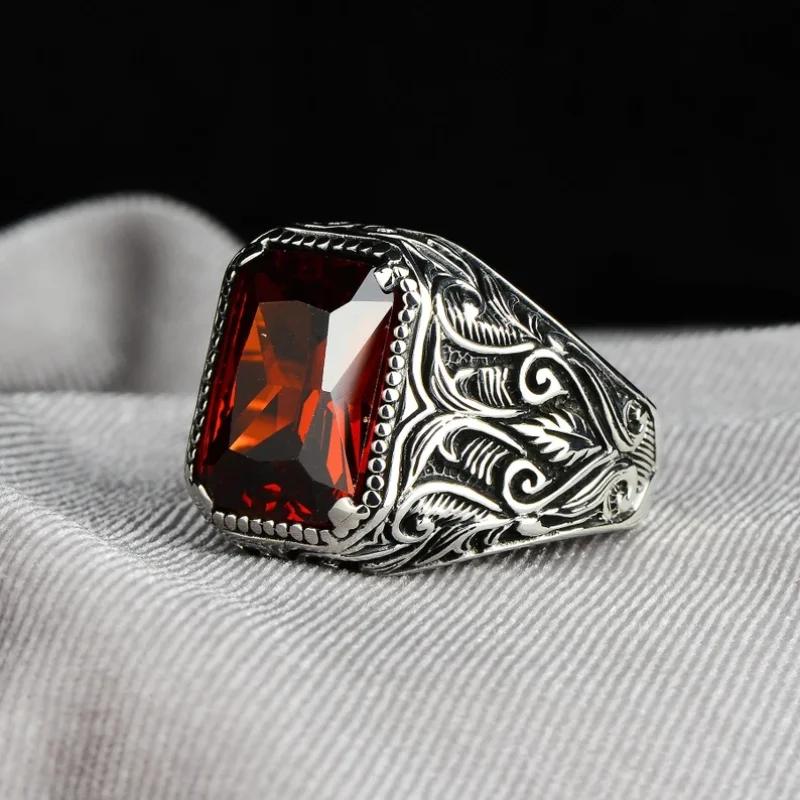 Retro Square Inlaid Red Zircon Rings for Men Personalized Fashion copper Color Metal Carving Pattern Punk Rings Accessories