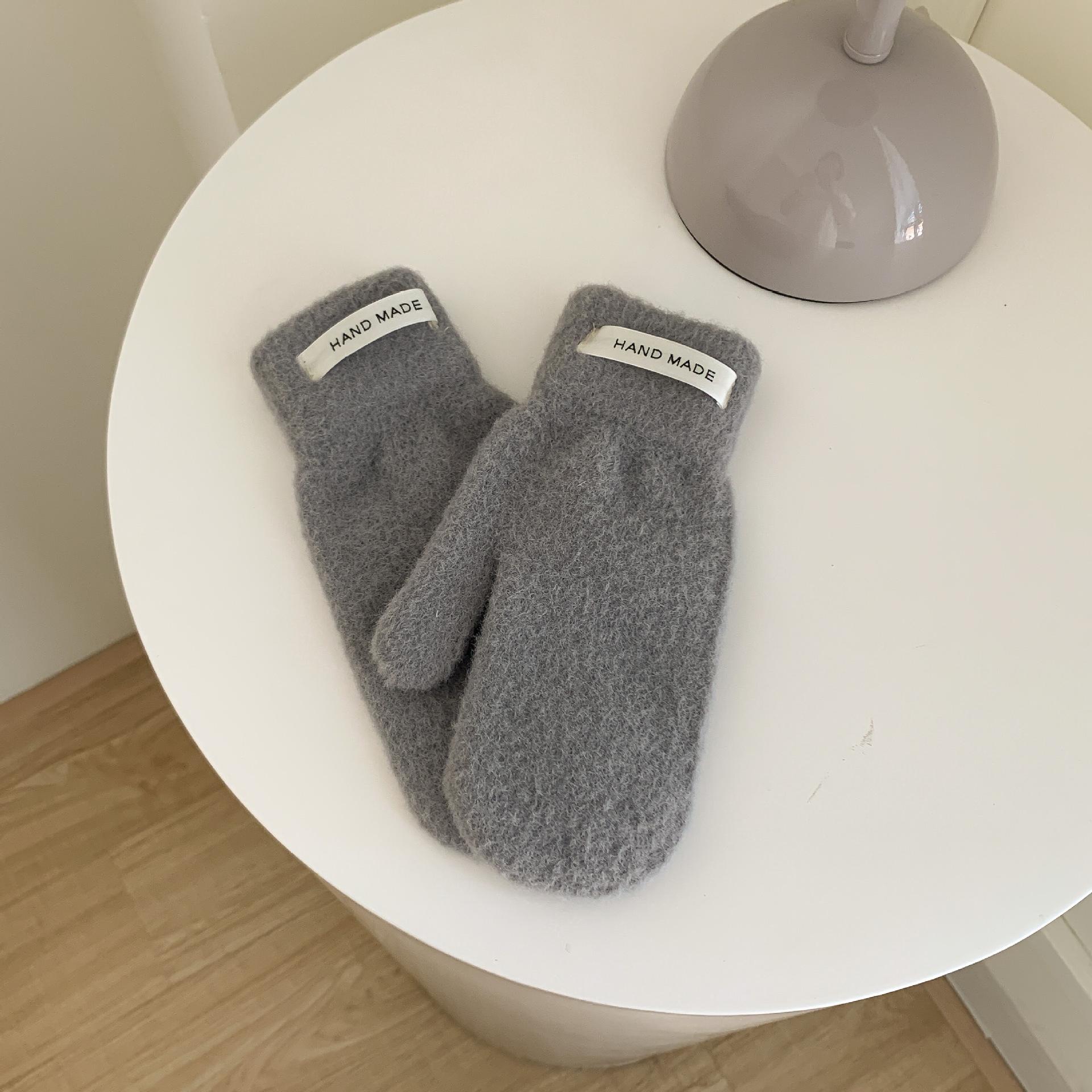 

Women s Winter Plush Full Finger Warm Korean Version Cute Outdoor Cycling Warm Cold Elastic Gloves Autumn