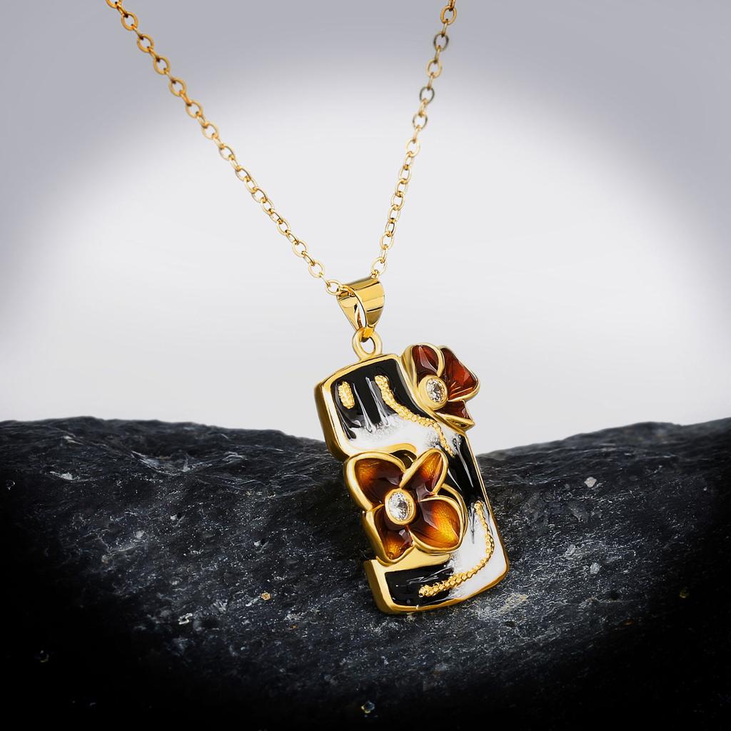 Geometric European and N Womens Necklace with Gold Flowers and Zircon