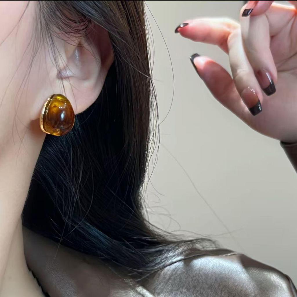Melaude Amber Teardrop Ear Cuffs: Women's Luxury, Versatile Fashion Earrings