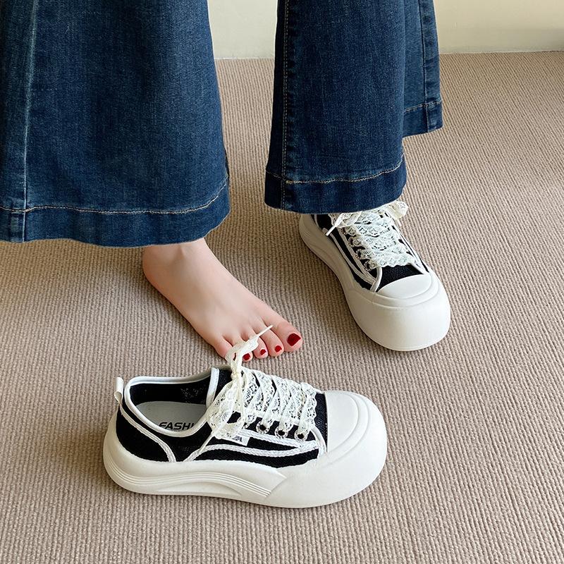 Lace Mesh with Skirt Platform White Shoes Women's 2025 Summer New Versatile Casual Height Increase Breathable Student Board Shoes