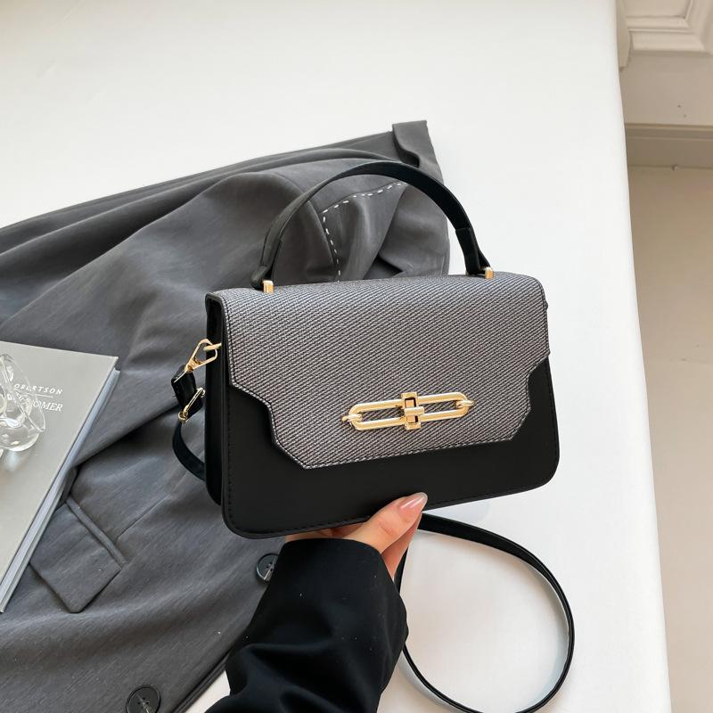 Bag women's 2025 spring and summer new fashion single shoulder crossbody small square bag 2025 popular high value women's bag temperament