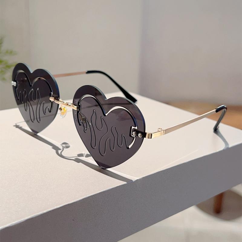 Rimless Heart Shaped Sunglasses Fashion Cute Hollowed Decor Rave Shades Women Trendy Brand Design Vacation Sun Glasses