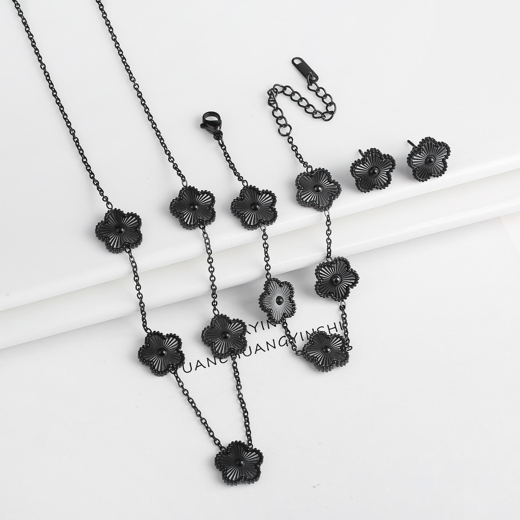 Позолоченный Удачный Пятилистный Цветок из Нержавеющей Стали 3 шт. Набор Украшений Браслет Ожерелье Серьги для Женщин Вечерние Украшения Клевер