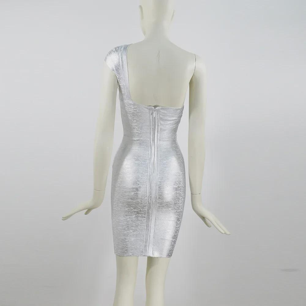 Gold-Stamped Silver Oblique Shoulder Bandage Evening Dress