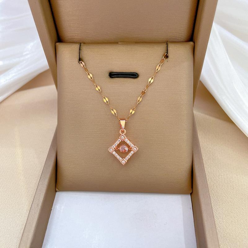 Square Smart Light Luxury Temperament Gorgeous Full Diamond Necklace Women'S Versatile Collarbone Chain Titanium Steel Chain