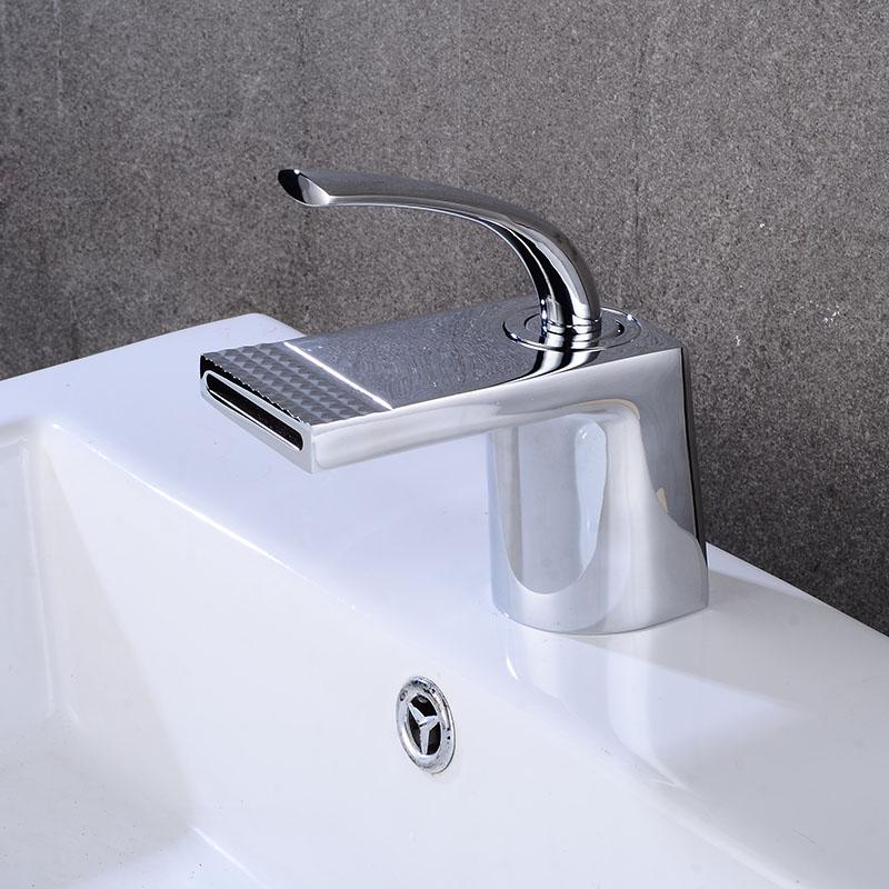 Waschtischarmatur Gold Wasserfall Wasserhahn Badezimmerarmatur Deckmontage Badezimmer Toilette Waschtischarmatur Mischbatterie Warm- und Kaltwasserspüle Wasserhahn