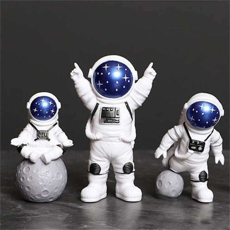 3pcs/set Astronaut Model Nordic Style Car Decorations Figure Statue Spaceman Desktop Decor Kids Birthday Gifts Home Decoration