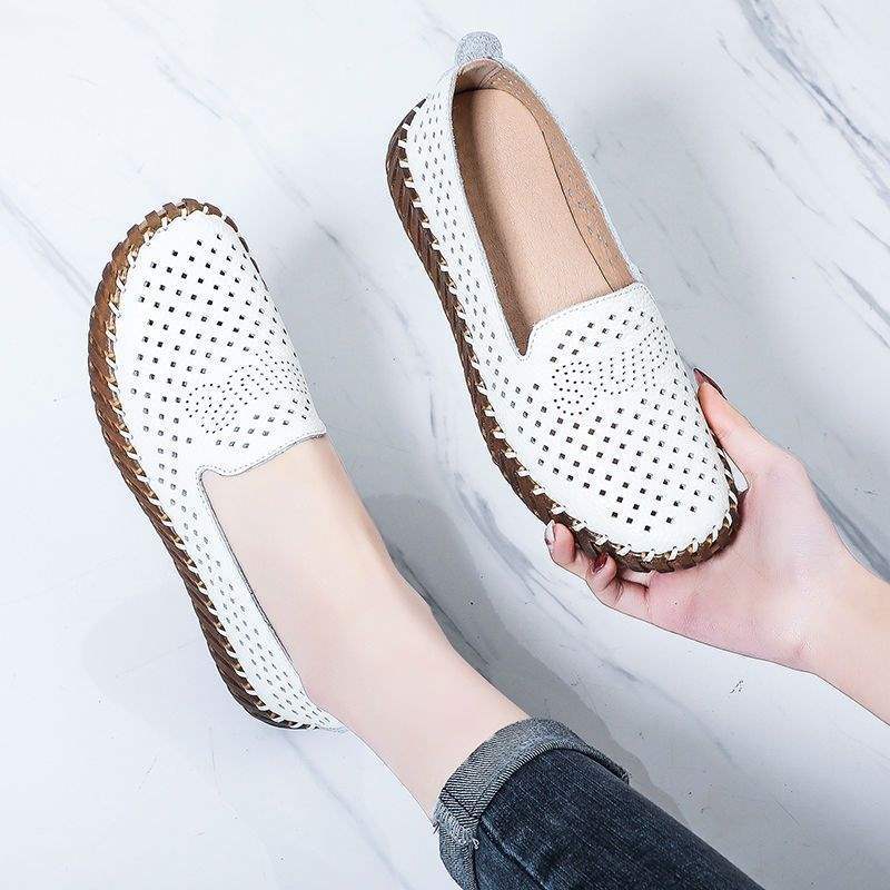 Chaussures de grand-mère en cuir souple à fond plat à trous simples, chaussures respirantes antidérapantes à semelle super douce en tendon de bœuf, chaussures de mère, chaussures décontractées pour femmes