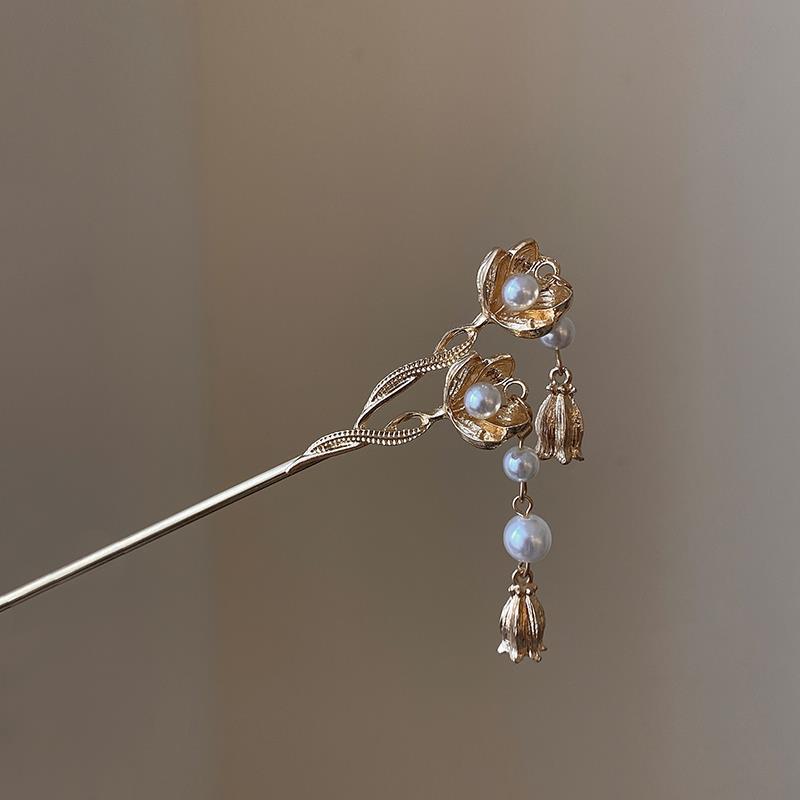 Four Seasons Chinese Tassel Hairpin: Ancient Style Hanfu with Fresh Pearl and Jiangnan Classical Cheongsam Hair Accessory