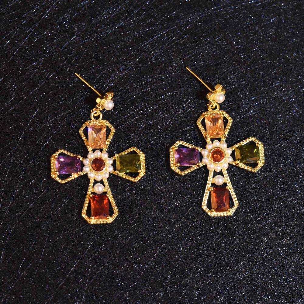Vergoldete Bunte Zirkon-Weihnachtskreuz-Ohrringe für Damen Trendiger Europäischer Stil Schmuck