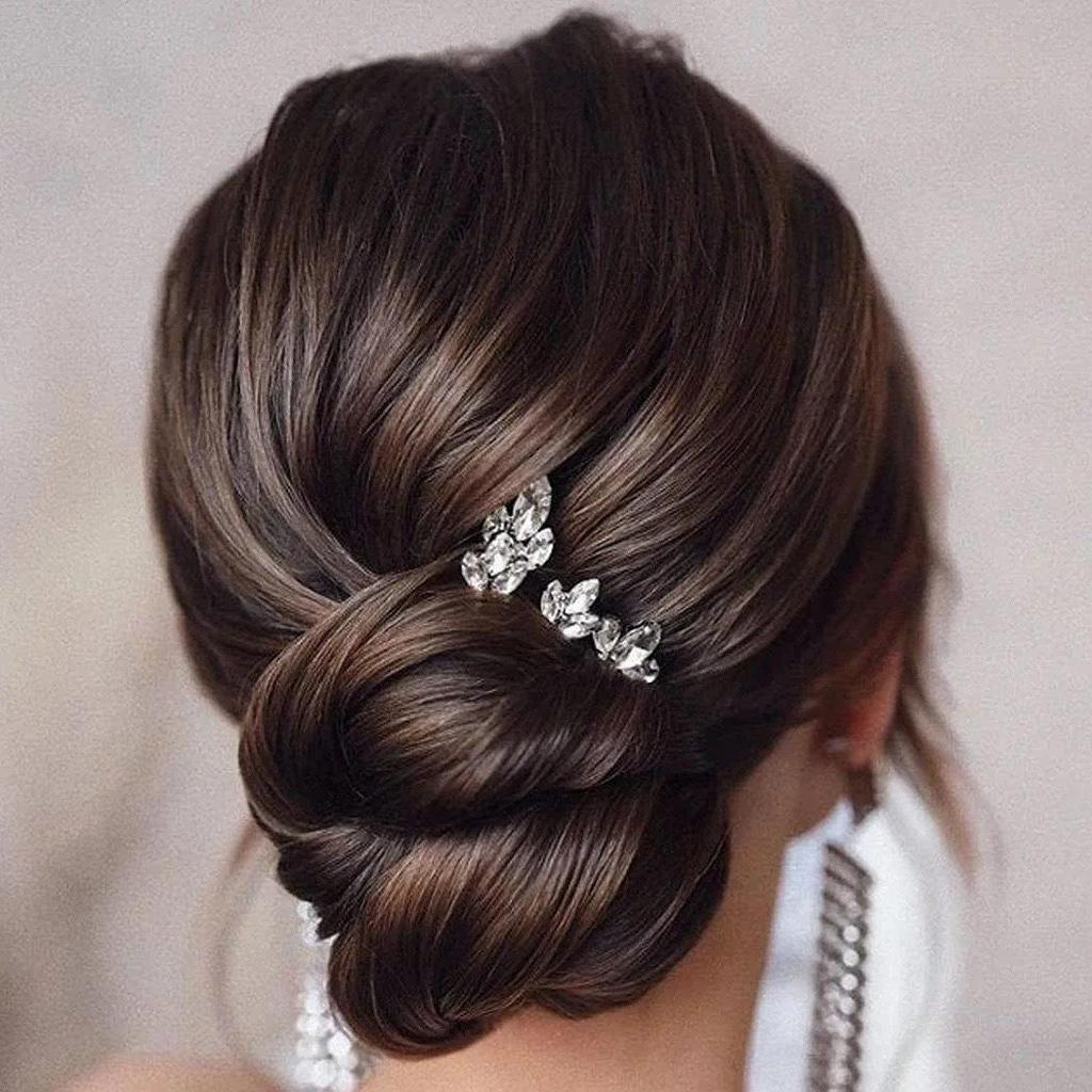 European & American Green Rhinestone Hairpin: Elegant U-Shaped Wedding Hair Accessory for Qipao Dresses.