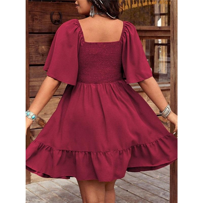 Women's Floral Embroidered Dress Elegant Flared Sleeves Low-cut Knee-length Dress