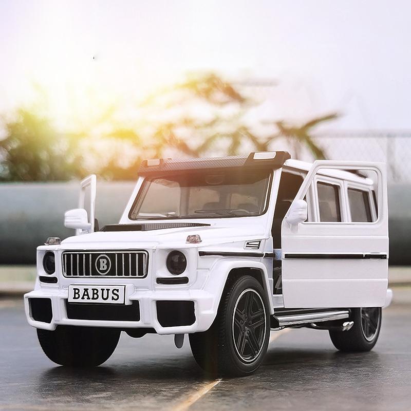 1/24 Scale Benz G65 Diecast Car Model Toy, Pull Back Toy Vehicle with Sound and Light for Kids Toddler Boys Girls Gift Collection